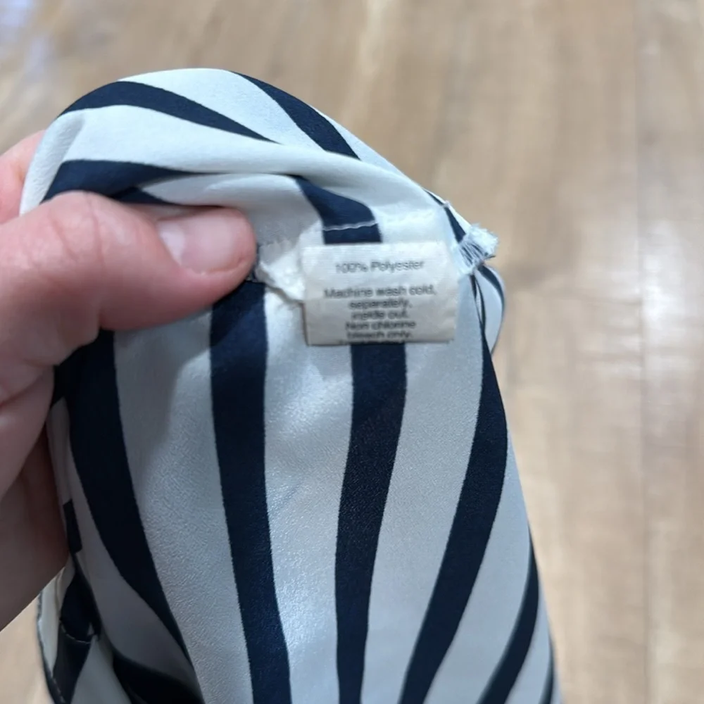 J. Crew Button Front Striped Tank Navy & White Size 0 - Picture 7 of 8